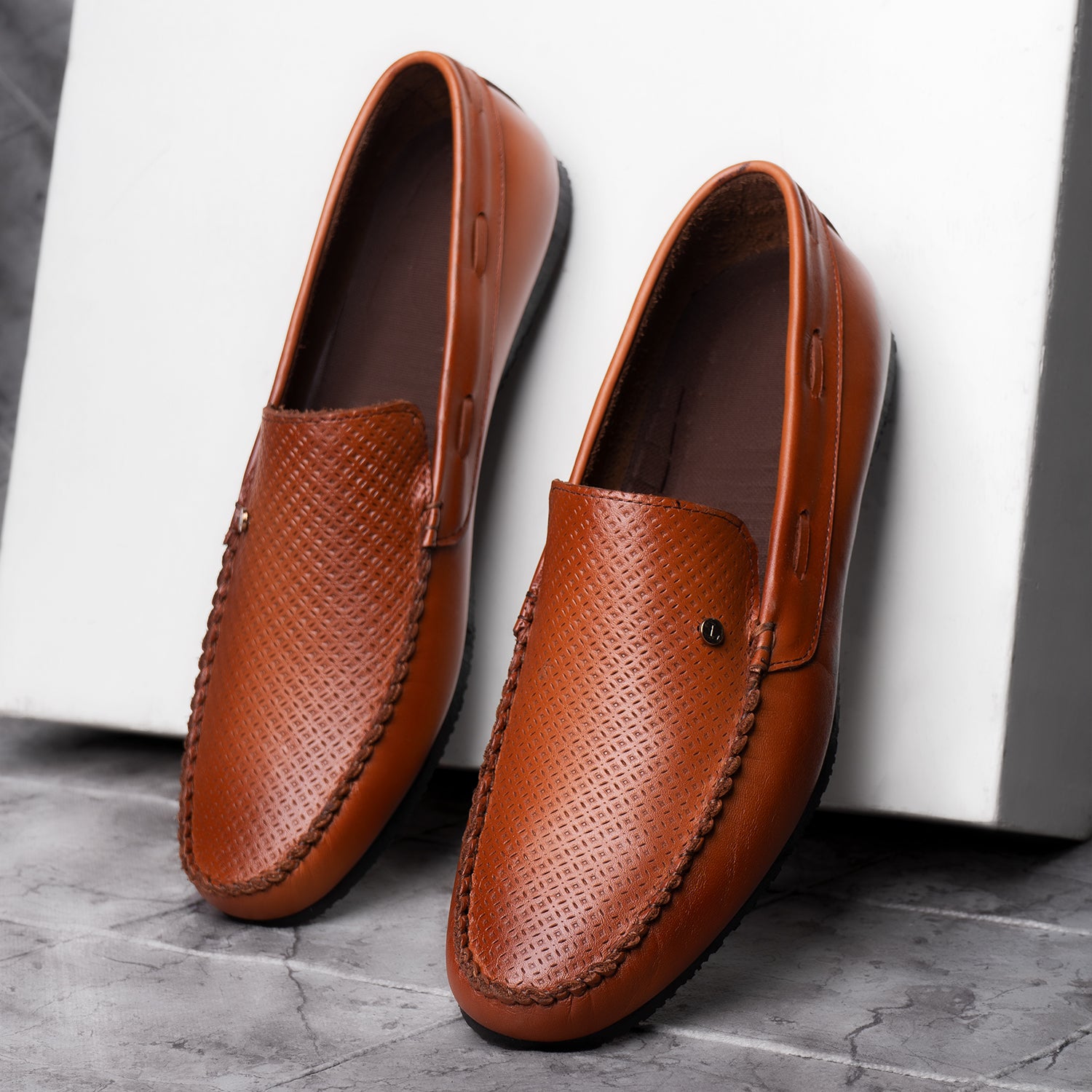 Men’s Leather Flat Shoes
