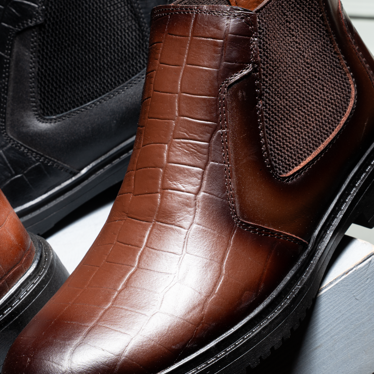 MEN’S HALF BOOT SHOE