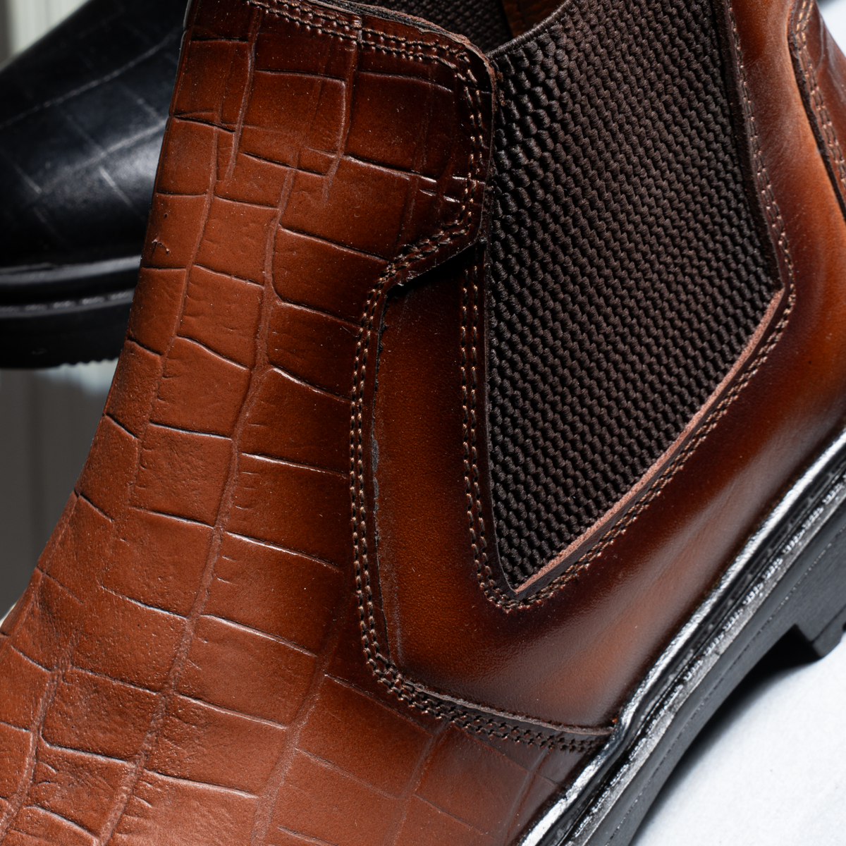 MEN’S HALF BOOT SHOE