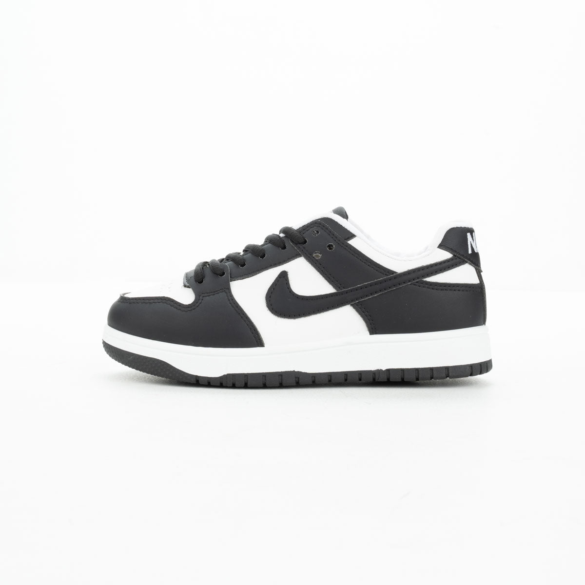 Nike Women’s Leather Sneakers