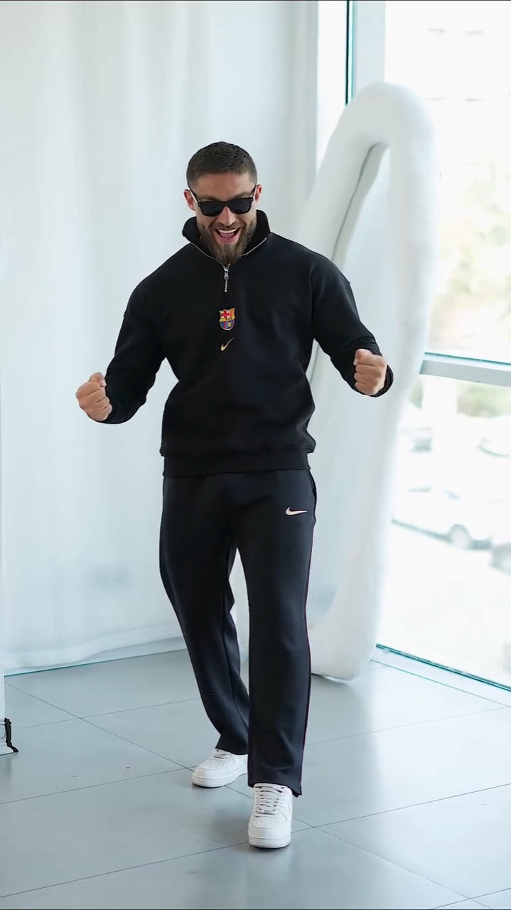 BARCELONA QUARTER-ZIP SWEATSHIRT